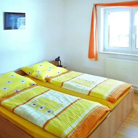 Neukirch - Dbe02009-dya *